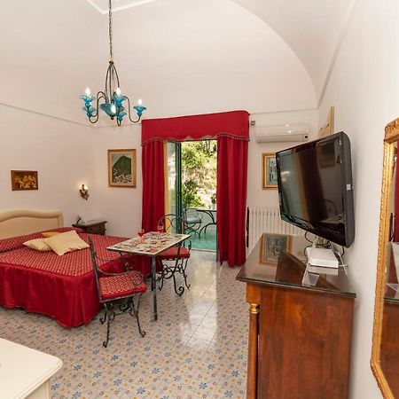 Bed and Breakfast Casa Teresa Позитано Экстерьер фото