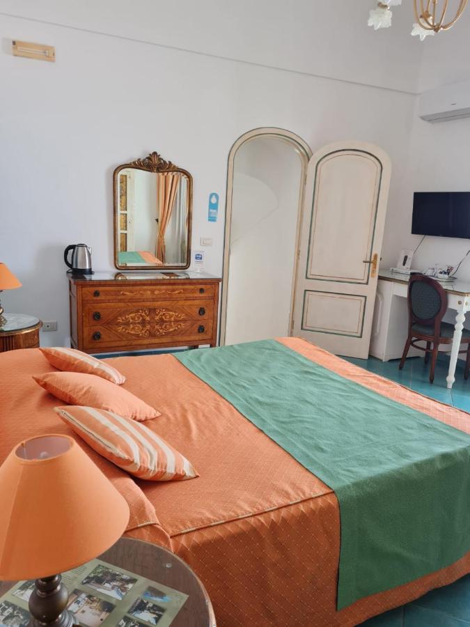 Bed and Breakfast Casa Teresa Позитано Экстерьер фото